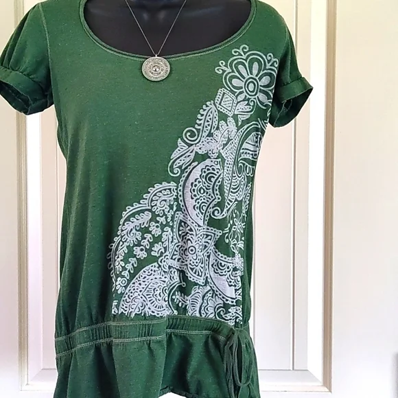 Short Sleeve Hoodie Size M - Picture 1 of 6